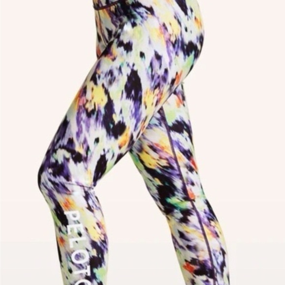 Colorful Patterned Leggings - Picture 1 of 3